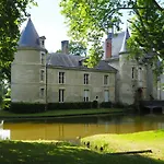 Au Clos Du 4*