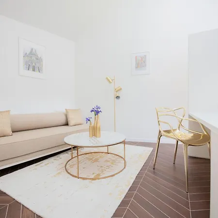 Pensión Au Clos Du 4*