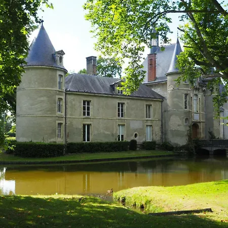 Au Clos Du 4*